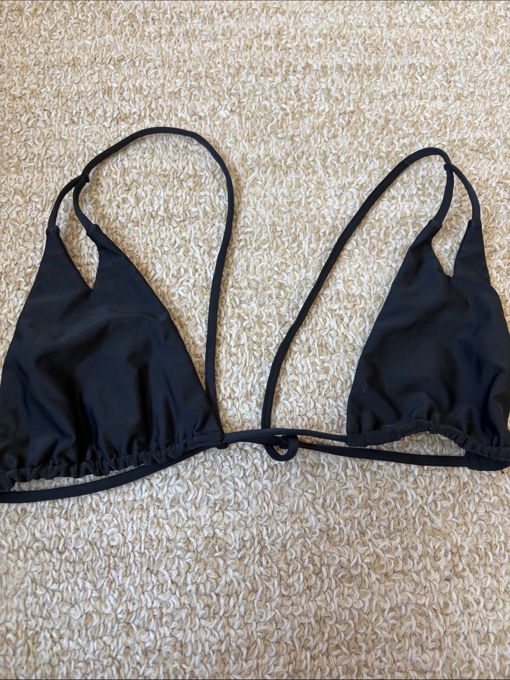 New Benoa bikini top, size large